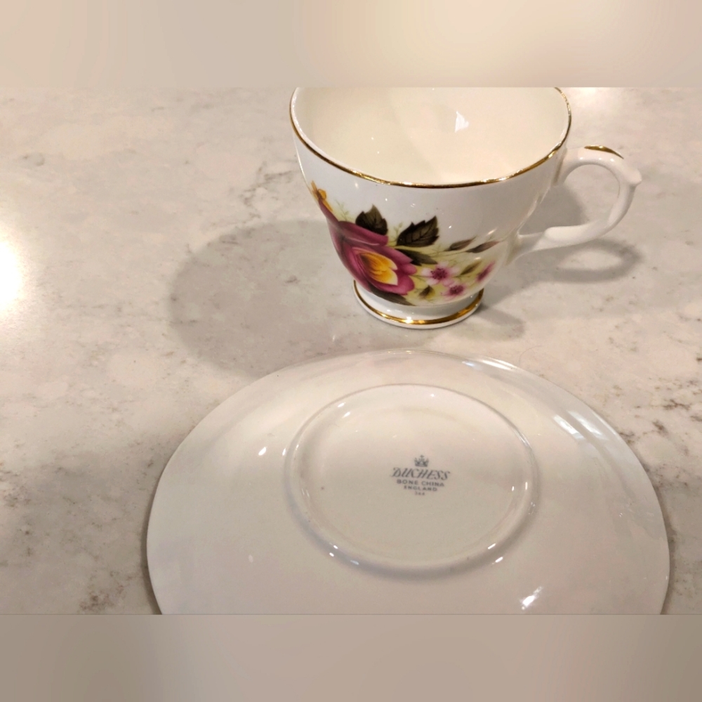 Set of 2 Duchess Bone China England and Bone Clarence China England Teacups and